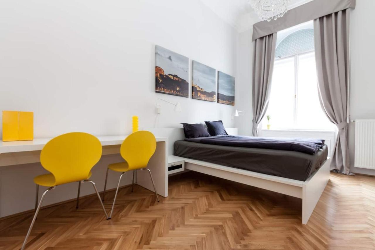 Bpr Sophisticated Astoria Suite With Balcony Budapest Ngoại thất bức ảnh